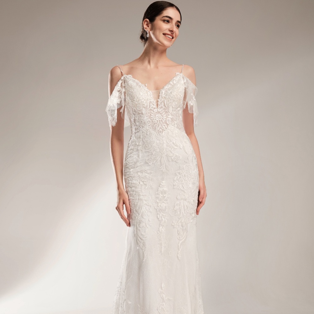 Boho Wedding Dress and Veil